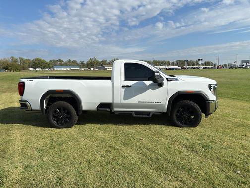 2024 GMC Sierra 3500 Pro