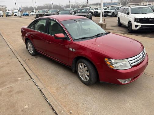 2009 Ford Taurus SE