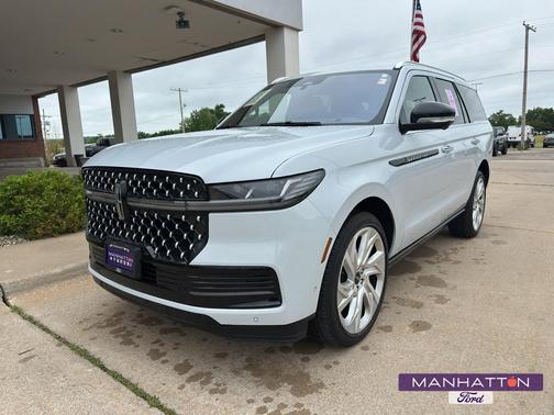 2025 Lincoln Navigator Black Label