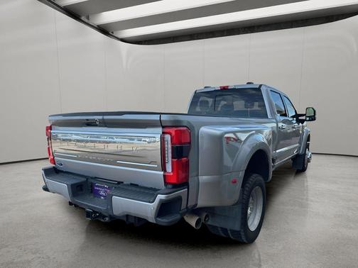 2024 Ford F-450 Platinum