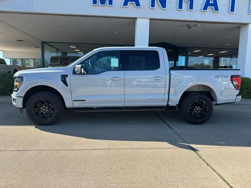Avalanche 2026 Ford F-150 XLT