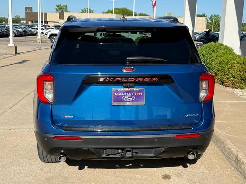 Atlas Blue Metallic 2023 Ford Explorer ST-Line
