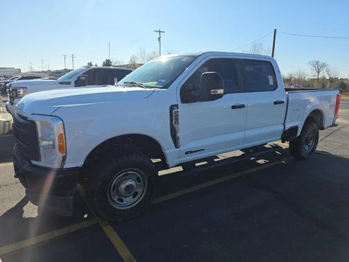 Oxford White 2023 Ford F-250 XL