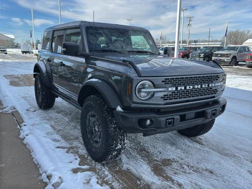 2025 Ford Bronco Badlands