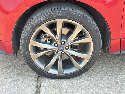 2016 Ford Edge Sport