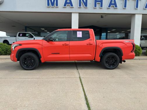 Solar 2024 Toyota Tundra Limited