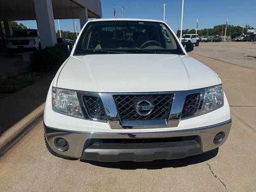 Avalanche 2010 Nissan Frontier SE