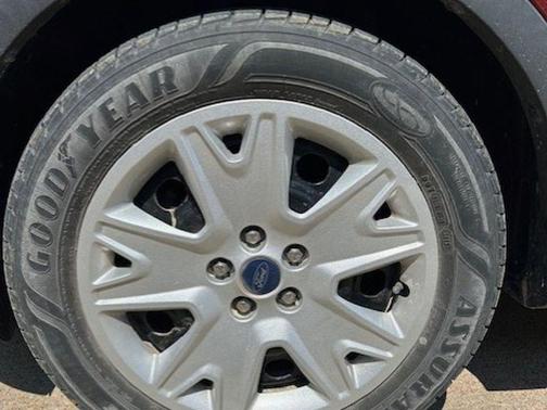 2015 Ford Escape S