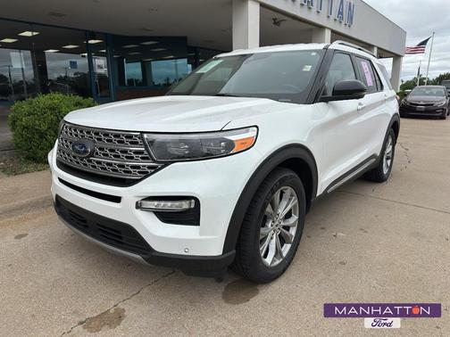 Star White 2023 Ford Explorer Limited