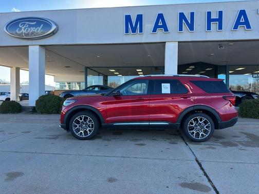 2025 Ford Explorer Platinum