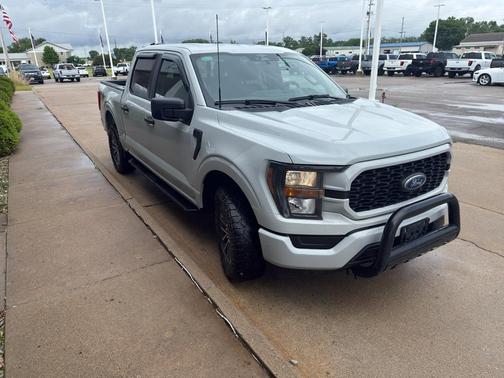 Avalanche 2023 Ford F-150 XL