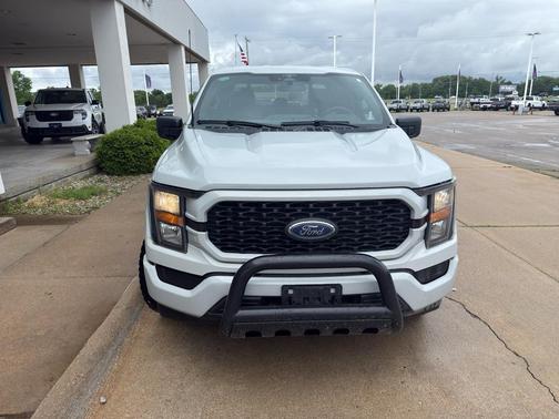 Avalanche 2023 Ford F-150 XL
