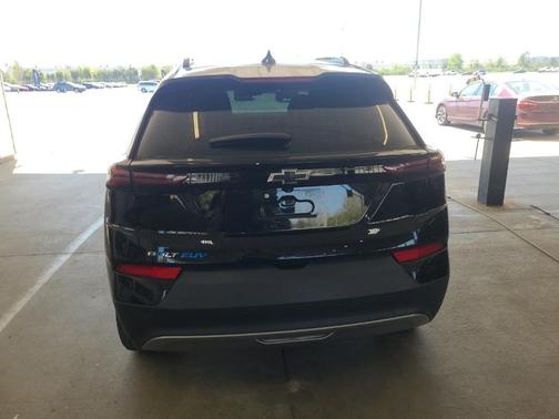 Mosaic Black Metallic 2023 Chevrolet Bolt EUV LT