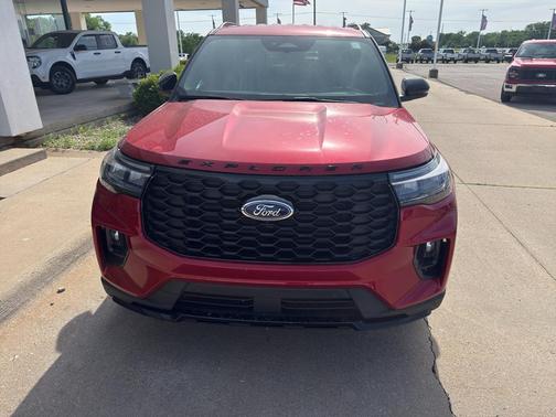 Rapid Red Metallic Tinted Clearcoat 2026 Ford Explorer ST-Line