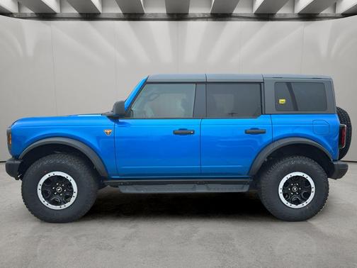 Velocity Blue Metallic 2026 Ford Bronco Badlands