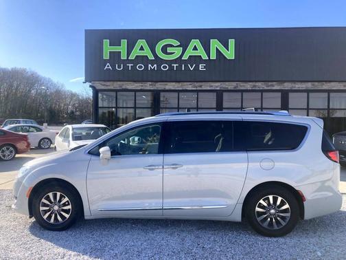 2019 Chrysler Pacifica Touring-L Plus