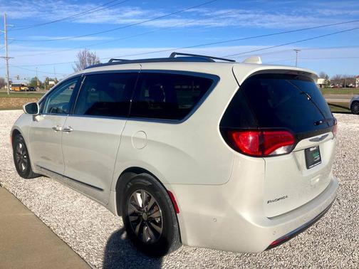 2019 Chrysler Pacifica Touring-L Plus
