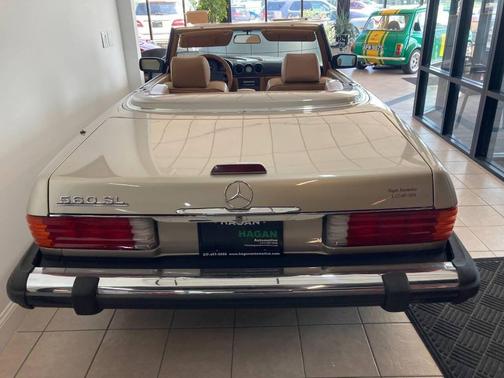 1988 Mercedes-Benz SL-Class 560 SL 2dr Convertible