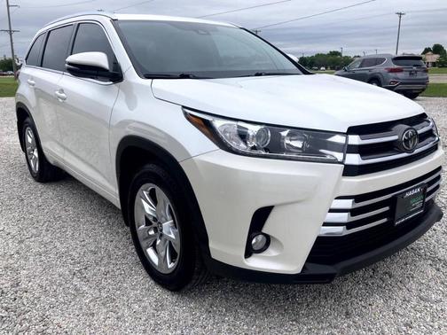 Blizzard Pearl 2018 Toyota Highlander Limited