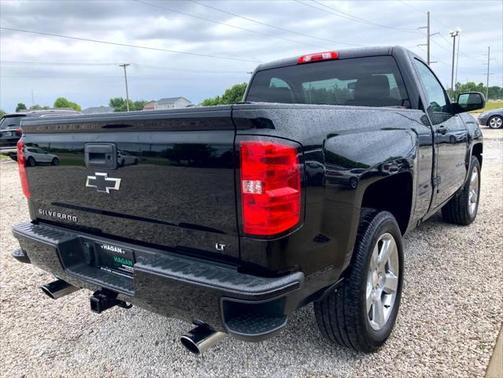 2018 Chevrolet Silverado 1500 2LT
