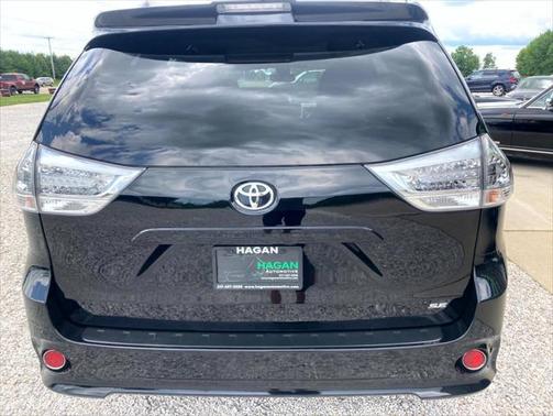 2018 Toyota Sienna SE
