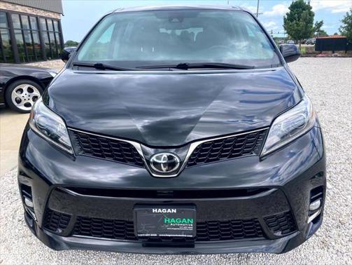 2018 Toyota Sienna SE