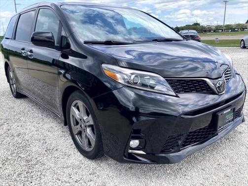 2018 Toyota Sienna SE