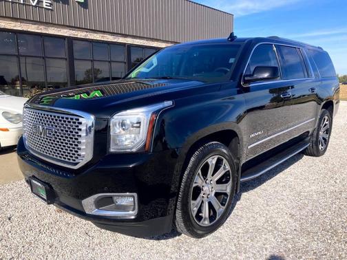2017 GMC Yukon XL Denali