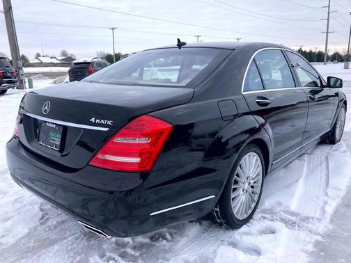 2010 Mercedes-Benz S-Class 4MATIC