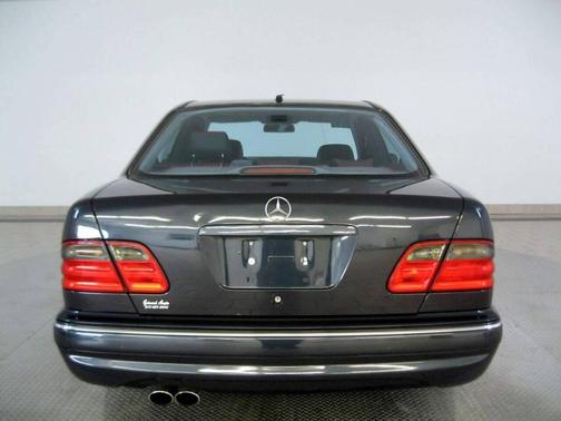 2001 Mercedes-Benz E-Class E 55 AMG 4dr Sedan
