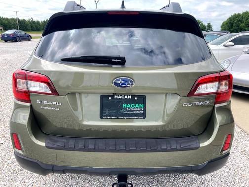 Wilderness Green Metallic 2016 Subaru Outback 2.5i Limited