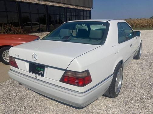 1995 Mercedes-Benz E-Class E 320 2dr Coupe