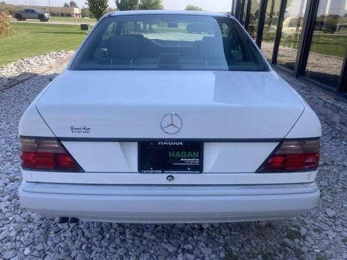 1995 Mercedes-Benz E-Class E 320 2dr Coupe