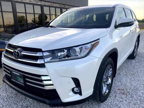 2019 Toyota Highlander Limited Platinum