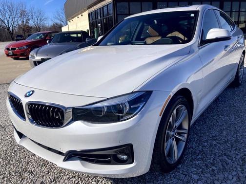 2017 BMW 330 Gran Turismo xDrive