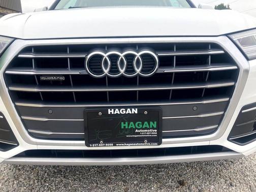 2018 Audi Q5 2.0T Premium Plus