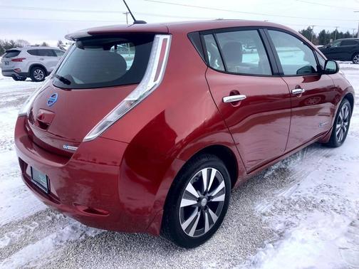 2015 Nissan Leaf SL