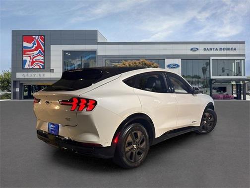 2021 Ford Mustang Mach-E California Route 1