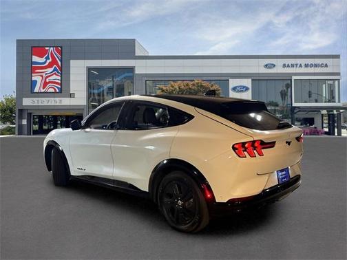 2021 Ford Mustang Mach-E California Route 1