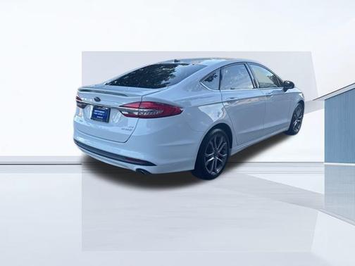2017 Ford Fusion Hybrid SE