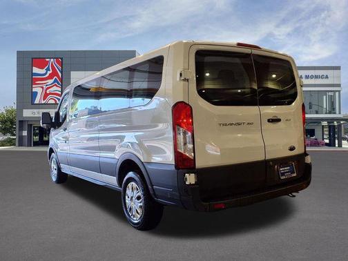 2022 Ford Transit-350 XLT