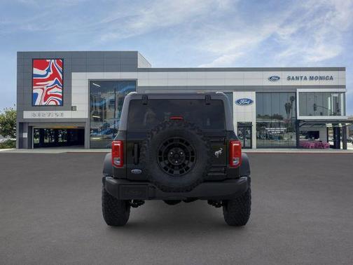SHADOW BLACK 2026 Ford Bronco Base