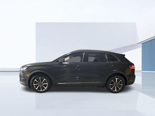 2023 Lincoln Nautilus Standard