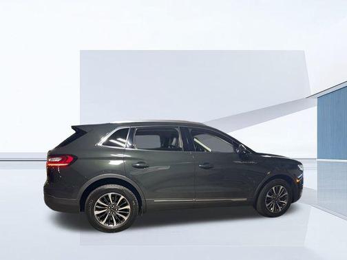 2023 Lincoln Nautilus Standard