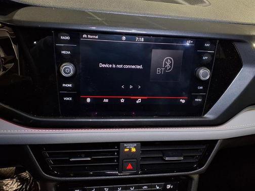 Deep Black Pearl 2022 Volkswagen Taos 1.5T SEL