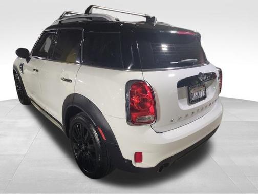 2018 MINI Countryman Cooper