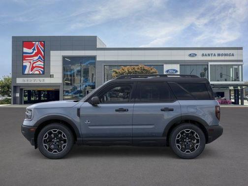 Azure Gray Metallic Tri-Coat 2026 Ford Bronco Sport Outer Banks