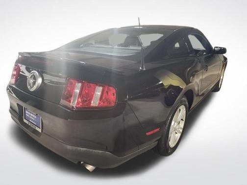 2012 Ford Mustang V6