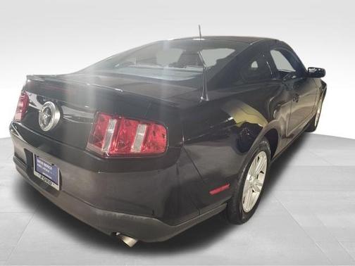 2012 Ford Mustang V6