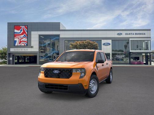 Orange Fury Metallic Tri-Coat 2026 Ford Maverick XL